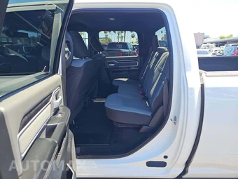 2021 Ram 2500 Big Horn Crew Cab Medium Bed - miniatura 10