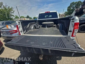 2021 Ram 2500 Big Horn Crew Cab Medium Bed - miniatura 14