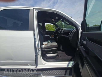 2021 Ram 2500 Big Horn Crew Cab Medium Bed - miniatura 18