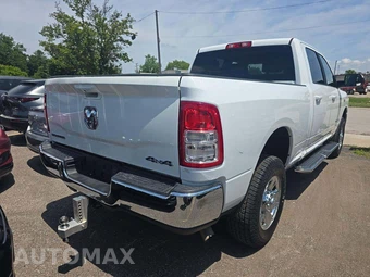 2021 Ram 2500 Big Horn Crew Cab Medium Bed - miniatura 3