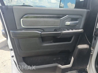 2021 Ram 2500 Big Horn Crew Cab Medium Bed - miniatura 9