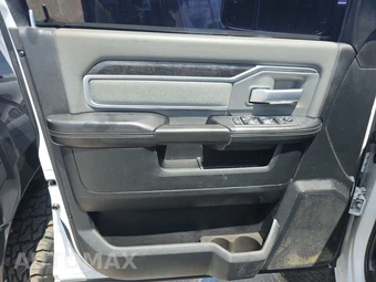 2021 Ram 2500 Big Horn Crew Cab Medium Bed - miniatura 9