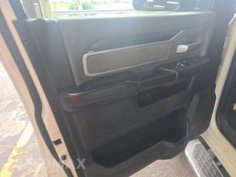 2021 Ram 2500 Big Horn Crew Cab Medium Bed - miniatura 9
