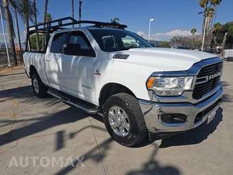 2021 Ram 2500 Big Horn Crew Cab Medium Bed - miniatura 3