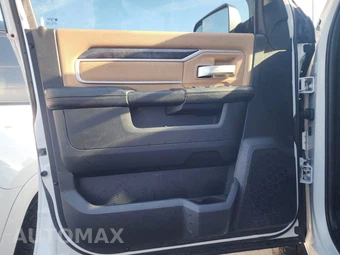 2021 Ram 2500 Big Horn Extended Crew Cab Medium Bed - miniatura 9