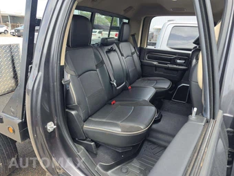 2021 Ram 2500 Laramie Crew Cab Medium Bed - miniatura 16