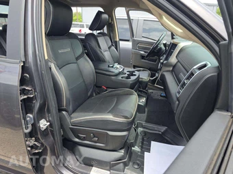 2021 Ram 2500 Laramie Crew Cab Medium Bed - miniatura 18