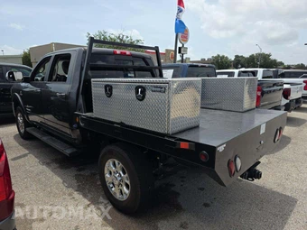 2021 Ram 2500 Laramie Crew Cab Medium Bed - miniatura 2