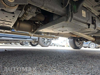 2021 Ram 2500 Laramie Crew Cab Medium Bed - miniatura 7
