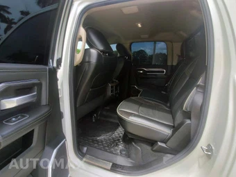 2021 Ram 2500 Laramie Crew Cab Medium Bed - miniatura 12