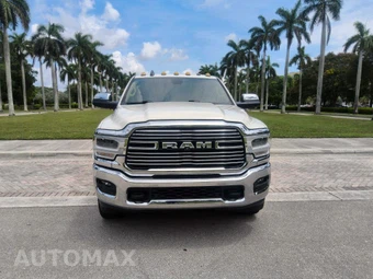 2021 Ram 2500 Laramie Crew Cab Medium Bed - miniatura 2