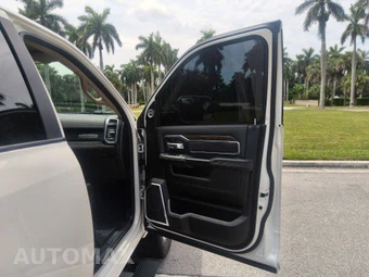 2021 Ram 2500 Laramie Crew Cab Medium Bed - miniatura 36