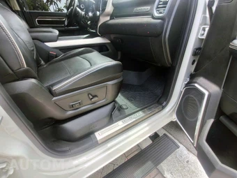 2021 Ram 2500 Laramie Crew Cab Medium Bed - miniatura 39