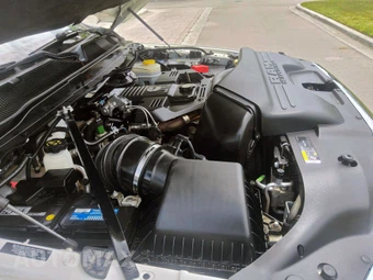 2021 Ram 2500 Laramie Crew Cab Medium Bed - miniatura 42