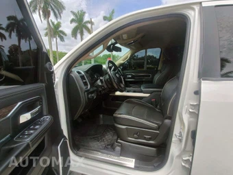 2021 Ram 2500 Laramie Crew Cab Medium Bed - miniatura 6