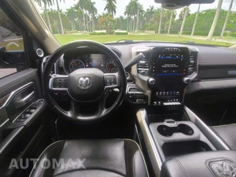 2021 Ram 2500 Laramie Crew Cab Medium Bed - miniatura 8