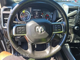 2021 Ram 2500 Laramie Crew Cab Medium Bed - miniatura 10