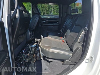 2021 Ram 2500 Laramie Crew Cab Medium Bed - miniatura 13