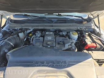 2021 Ram 2500 Laramie Crew Cab Medium Bed - miniatura 15
