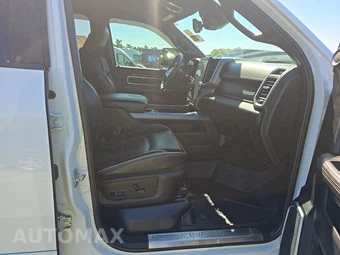 2021 Ram 2500 Laramie Crew Cab Medium Bed - miniatura 8