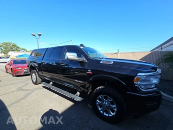 2021 Ram 2500 Laramie Extended Crew Cab Medium Bed - miniatura 3