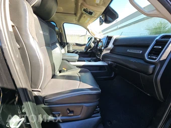 2021 Ram 2500 Laramie Extended Crew Cab Medium Bed - miniatura 8