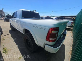 2021 Ram 2500 Laramie Extended Crew Cab Medium Bed – miniatura 2