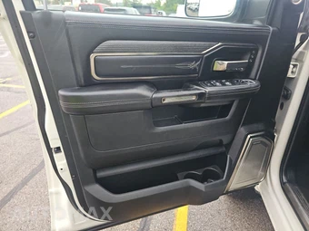 2021 Ram 2500 Limited Crew Cab Medium Bed - miniatura 9
