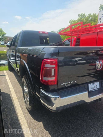 2021 Ram 2500 Limited Extended Crew Cab Medium Bed – miniatura 2