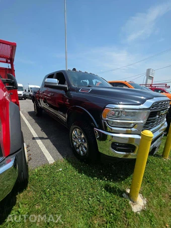 2021 Ram 2500 Limited Extended Crew Cab Medium Bed – miniatura 4
