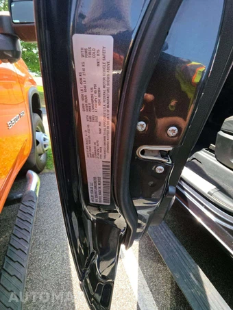 2021 Ram 2500 Limited Extended Crew Cab Medium Bed – miniatura 5