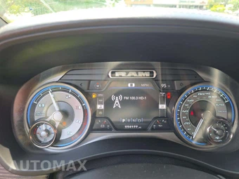 2021 Ram 2500 Limited Extended Crew Cab Medium Bed – miniatura 9