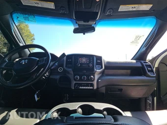 2021 Ram 2500 Tradesman Crew Cab Long Bed - miniatura 11
