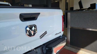 2021 Ram 2500 Tradesman Crew Cab Long Bed - miniatura 37