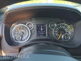 2021 Ram 2500 Tradesman Crew Cab Medium Bed - miniatura 9