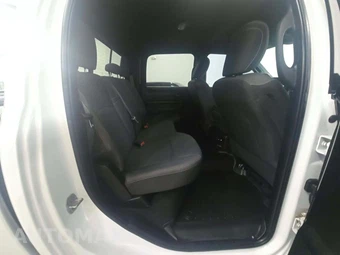 2021 Ram 2500 Tradesman Crew Cab Medium Bed - miniatura 16