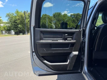 2021 Ram 2500 Tradesman Crew Cab Medium Bed - miniatura 30