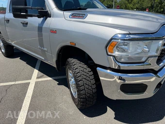 2021 Ram 2500 Tradesman Crew Cab Medium Bed - miniatura 7