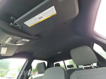 2021 Ram 2500 Tradesman Crew Cab Medium Bed - miniatura 8