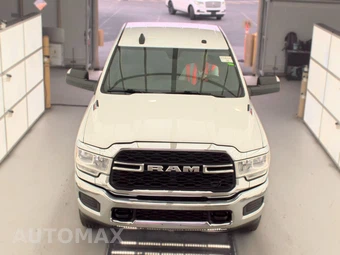 2021 Ram 2500 Tradesman Crew Cab Medium Bed - miniatura 2