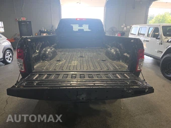 2021 Ram 3500 Big Horn Crew Cab Long Bed - miniatura 16