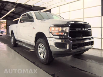2021 Ram 3500 Big Horn Crew Cab Medium Bed - miniatura 3