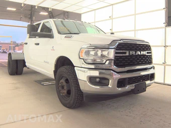 2021 Ram 3500 Cab Chassis Tradesman Crew Cab DRW - miniatura 3