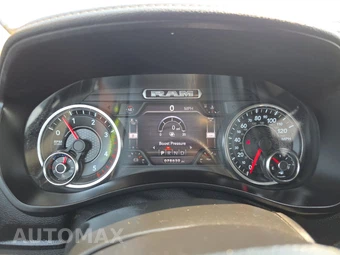 2021 Ram 3500 Laramie Crew Cab Long Bed - miniatura 12
