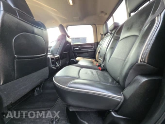 2021 Ram 3500 Laramie Crew Cab Long Bed - miniatura 13