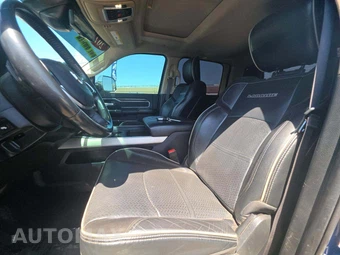 2021 Ram 3500 Laramie Crew Cab Long Bed DRW - miniatura 6