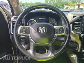 2021 Ram 3500 Laramie Crew Cab Medium Bed - miniatura 10