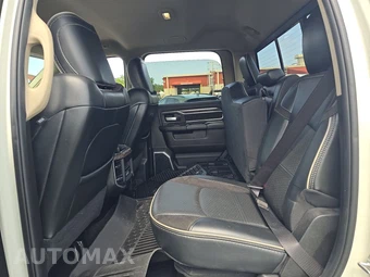 2021 Ram 3500 Laramie Crew Cab Medium Bed - miniatura 13