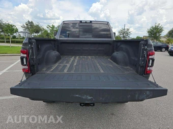2021 Ram 3500 Laramie Crew Cab Medium Bed – miniatura 11