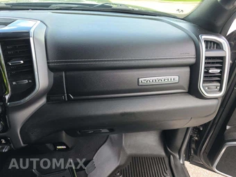 2021 Ram 3500 Laramie Crew Cab Medium Bed – miniatura 16